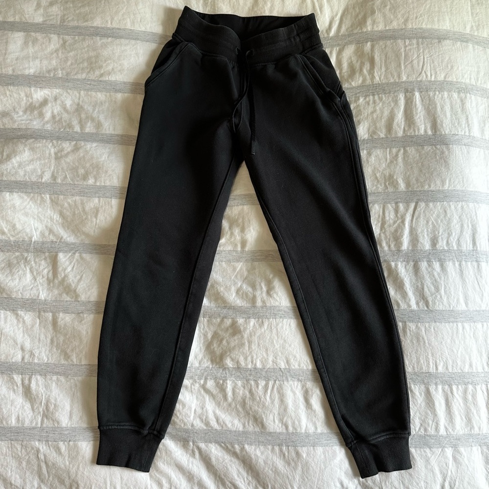 Women’s Lululemon warm down joggers